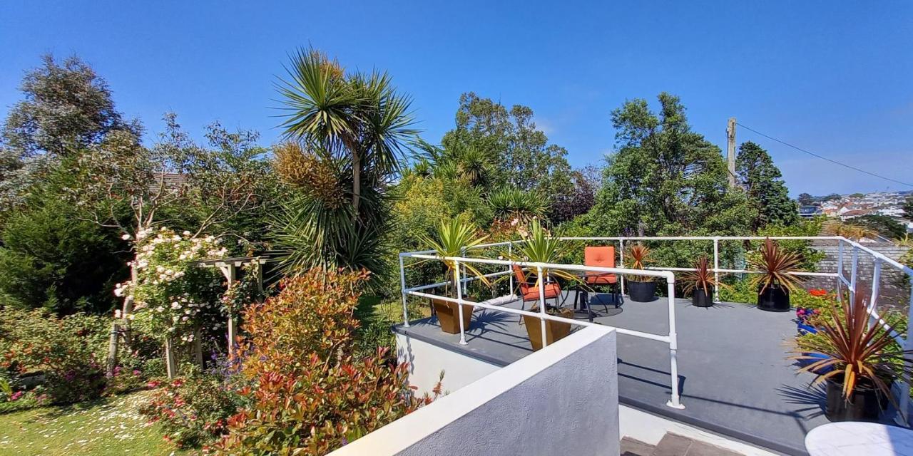 Blue Hills Luxury Apartment, Bay Front With Parking Φάλμαουθ Εξωτερικό φωτογραφία